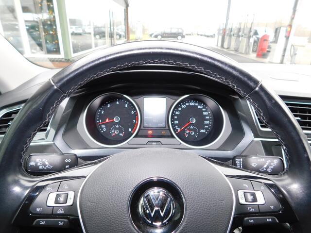 Volkswagen TIGUAN 1.4TSI 125PK CONNECTED!! All-in Prijs! 1e Eig!Trek