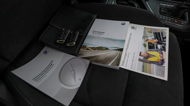 Volkswagen TIGUAN 1.5 TSI HL Bus R 7p. | R-line | Pano | Camera | Led | Adap. Crui
