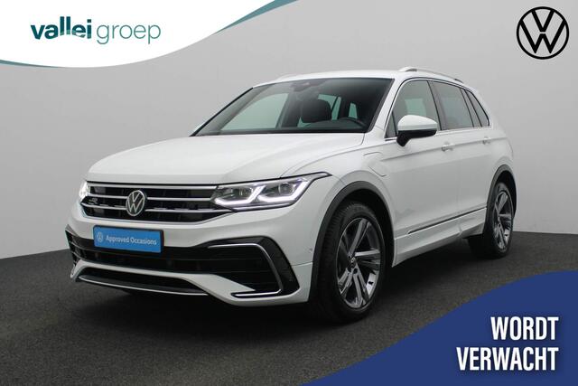 Volkswagen TIGUAN 1.4 TSI 245PK DSG eHybrid R-Line Business | Trekhaak | Camera | Stuur-/stoelverwarming | Navi | ACC | Digital Cockpit Pro | Apple Carplay / Android Auto