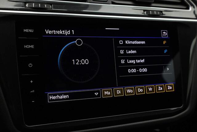 Volkswagen TIGUAN 1.4 TSI 245PK DSG eHybrid R-Line Business | Trekhaak | Camera | Stuur-/stoelverwarming | Navi | ACC | Digital Cockpit Pro | Apple Carplay / Android Auto