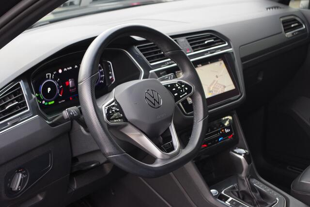 Volkswagen TIGUAN 1.4 TSI eHybrid 245 PK R-Line BNS+ PHEV, Panoramadak, Black Pack, Leder