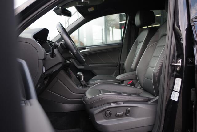 Volkswagen TIGUAN 1.4 TSI eHybrid 245 PK R-Line BNS+ PHEV, Panoramadak, Black Pack, Leder