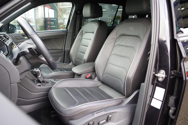 Volkswagen TIGUAN 1.4 TSI eHybrid 245 PK R-Line BNS+ PHEV, Panoramadak, Black Pack, Leder