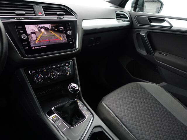 Volkswagen TIGUAN 1.5 TSI 170pk R line Edition- Dynamic Select, Carplay, Virtual Cockpit, Ada Cruise, Camera, Trekhaak, Xenon Led