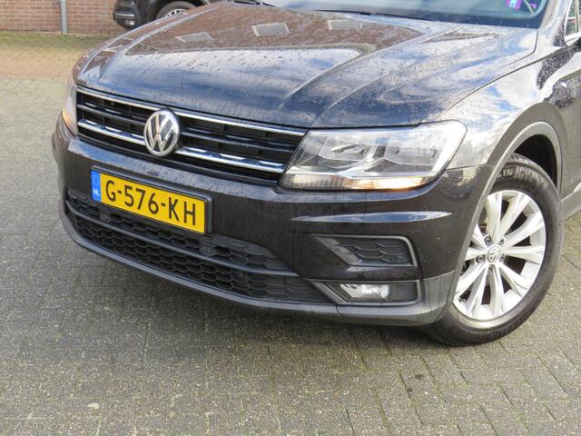 Volkswagen TIGUAN 1.5 TSI Comfortline Business * Rijklaarprijs incl. garantie * Panoramadak * Trekhaak * PDC V+A * Navi * Carplay Android