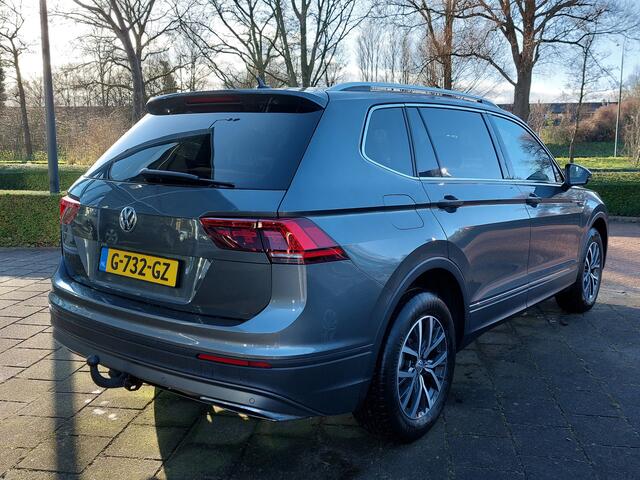 Volkswagen TIGUAN Allspace 1.5 TSI 150pk DSG Comfortline Business | Navi | Clima | Adap. Cruise | Keyless Entry | Pdc V+A | Stoelverwarming | Rijstrook+Licht+Regensensor | Privacy Glass | 17''lm | Trekhaak