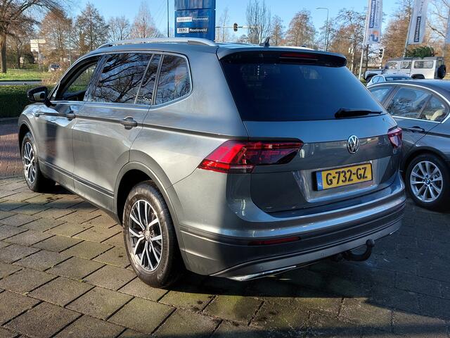 Volkswagen TIGUAN Allspace 1.5 TSI 150pk DSG Comfortline Business | Navi | Clima | Adap. Cruise | Keyless Entry | Pdc V+A | Stoelverwarming | Rijstrook+Licht+Regensensor | Privacy Glass | 17''lm | Trekhaak