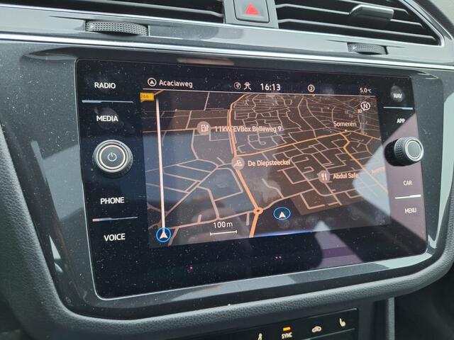 Volkswagen TIGUAN 1.4 TSI Life 245pk Plug In Hybrid PHEV | Panorama Dak | Adaptive Cruise | Navigatie | Sportstoelen + Massage | Spraakbediening |