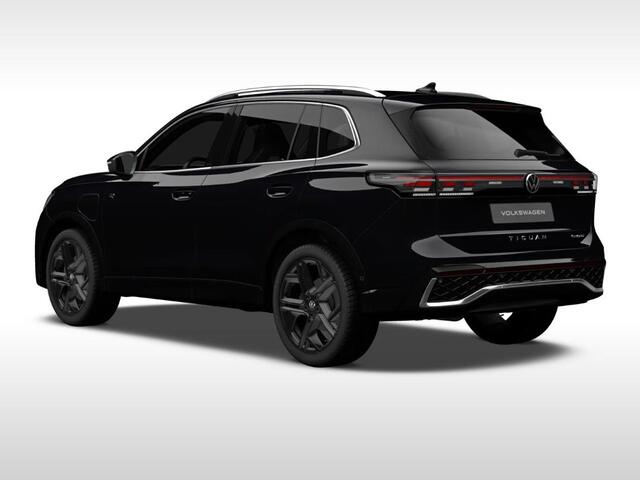 Volkswagen TIGUAN R-Line-Edition 1.5 eHybrid 272 pk 6 versn. DSG · Velgen 'york', 20 inch lichtmetaal in zwart · Interieur Pakket: Interieur style pakket · Trekhaak incl. aanhangermanoeuvreerhulp (trailer assist) · Black style pakket ·