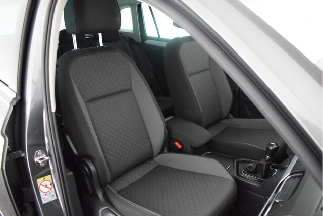 Volkswagen TIGUAN 1.4 TSI 125pk H6 Comfortline Trekhaak Stoelverwarming Virtual Cockpit Navigatie