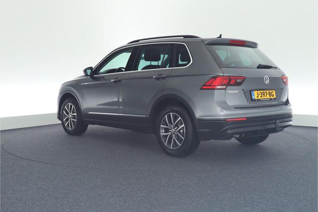 Volkswagen TIGUAN 1.4 TSI 125pk H6 Comfortline Trekhaak Stoelverwarming Virtual Cockpit Navigatie