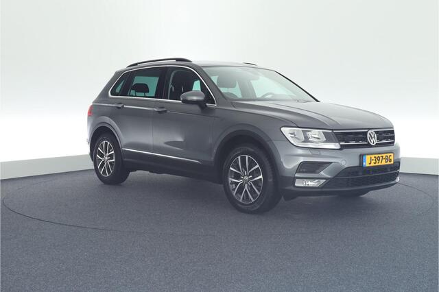 Volkswagen TIGUAN 1.4 TSI 125pk H6 Comfortline Trekhaak Stoelverwarming Virtual Cockpit Navigatie