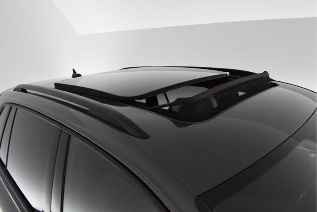 Volkswagen TIGUAN 1.4 TSI 245pk eHybrid 2x R-Line Black Style Camera Stoelverwarming Virtual Cockpit IQ.Light Panoramadak
