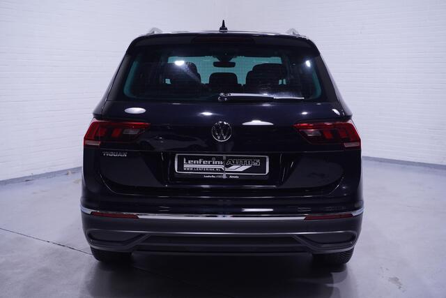 Volkswagen TIGUAN Allspace 1.5 TSI Life 7p. Winterpakket Navi PDC v+a 7-Zits Wegklapbare trekhaak