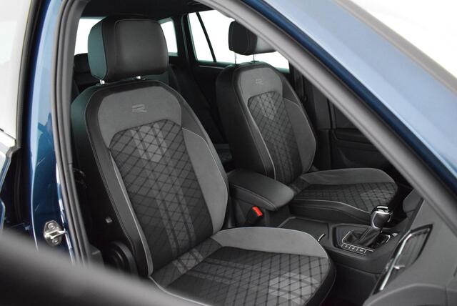 Volkswagen TIGUAN 1.5 TSI 150pk DSG R-Line Business+ Trekhaak Camera Stoelverwarming Keyless Virtual Cockpit Navigatie