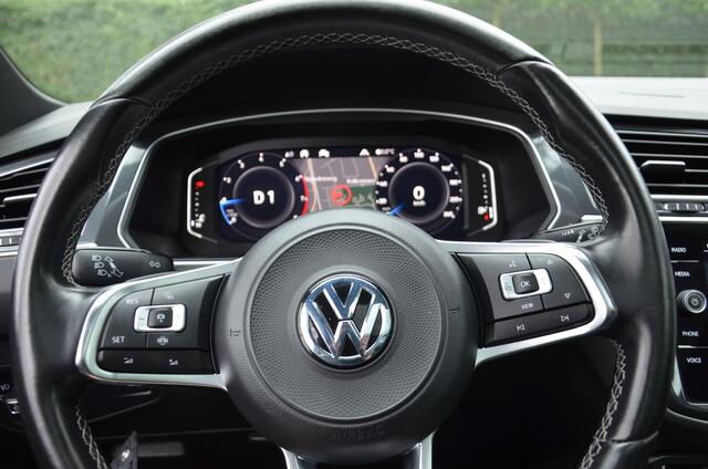Volkswagen TIGUAN 1.5 TSI ACT Highline Business R Line Automaat/Virtueel-Dashbord/Navi/Pdc/Ecc/Led/Stoelverwarming/Panoramadak/20-Inch Lmv/Privacy-Glass/R Line Binnen & buiten/Achteruitrijcamera