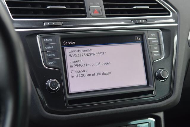 Volkswagen TIGUAN 2.0 TSI 4M R-Line DSG Matrix/ElekTh/20/Hud/Carplay