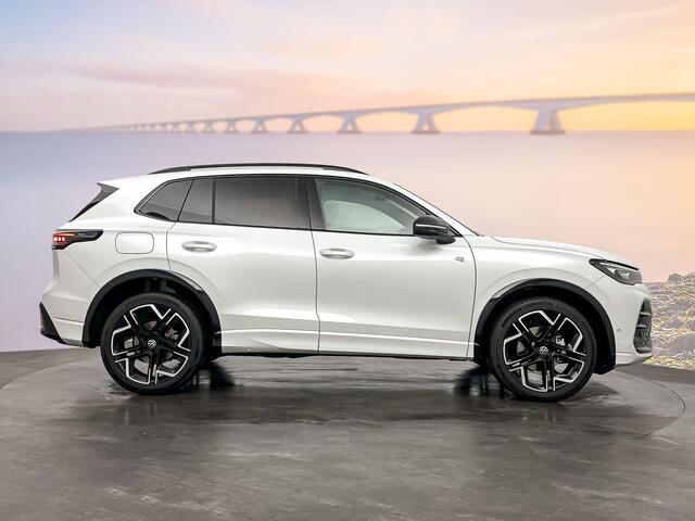Volkswagen TIGUAN 1.5 eTSI R-Line Business