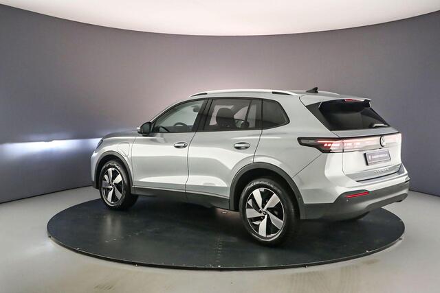 Volkswagen TIGUAN Life Edition 1.5 eHybrid 204pk DSG Automaat Adaptive cruise control, Elektrische achterklep, Achteruitrijcamera, Stoelverwarming, Parkeersensoren, Stuurwiel verwarmd, LED koplampen