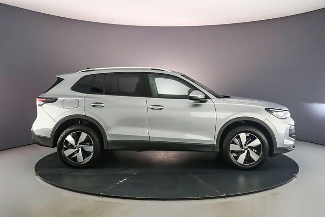 Volkswagen TIGUAN Life Edition 1.5 eHybrid 204pk DSG Automaat Adaptive cruise control, Elektrische achterklep, Achteruitrijcamera, Stoelverwarming, Parkeersensoren, Stuurwiel verwarmd, LED koplampen