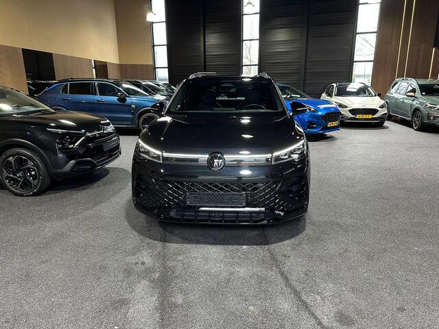 Volkswagen TIGUAN 1.5 eTSI R-Line Business