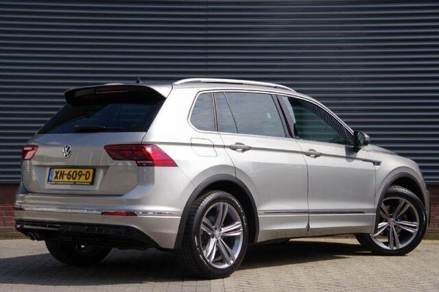Volkswagen TIGUAN 1.5 TSI ACT Highline Business R-Line AUT. PANO, LED, LEDER, ACC, VIRTUAL COCKPIT, NAVI, PARKEERSENSOREN, CLIMA, 19'' LMV, NL AUT