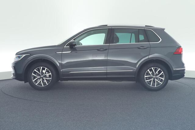 Volkswagen TIGUAN 1.5 TSI 150pk H6 Life Business Trekhaak Camera Stoelverwarming Navigatie