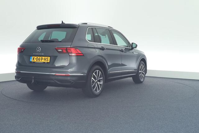 Volkswagen TIGUAN 1.5 TSI 150pk H6 Life Business Trekhaak Camera Stoelverwarming Navigatie