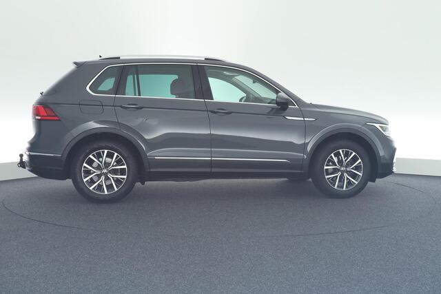Volkswagen TIGUAN 1.5 TSI 150pk H6 Life Business Trekhaak Camera Stoelverwarming Navigatie