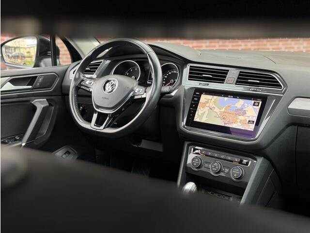 Volkswagen TIGUAN 1.5 TSI CL. Bus. 7p. PANO CLIMA STOELMSS