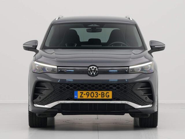 Volkswagen TIGUAN 1.5 eTSI R Line Business Navigatie Camera Stoelverwarming Trekhaak