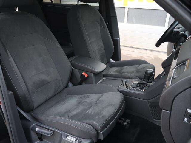 Volkswagen TIGUAN Allspace 1.5 TSI Highline Business R-Line 7p. NL-Auto!! Panoramadak I Zeer compleet !!