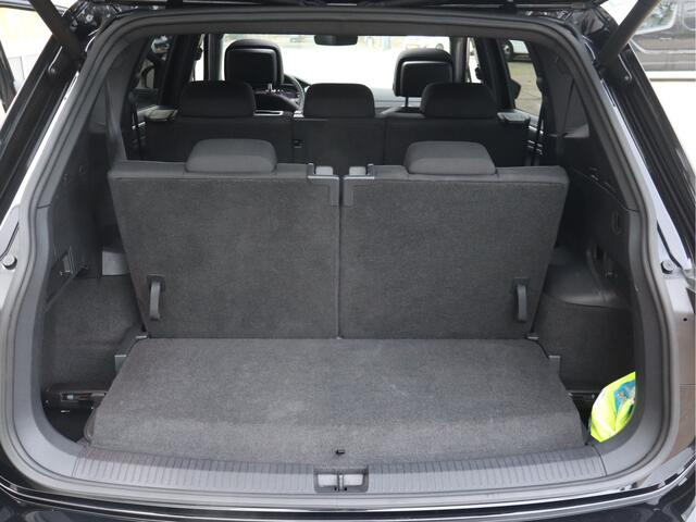 Volkswagen TIGUAN Allspace 1.5 TSI Highline Business R-Line 7p. NL-Auto!! Panoramadak I Zeer compleet !!