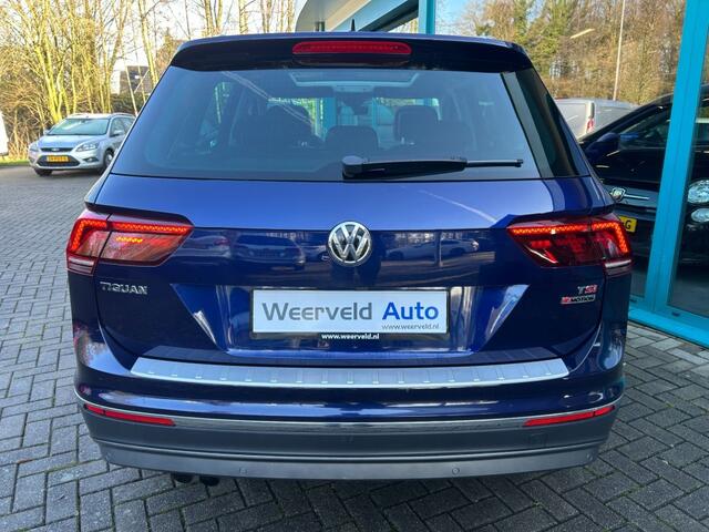 Volkswagen TIGUAN 1.4 TSI 4Motion Highline LED, Panorama, Camera, 18Inch, TrHaak