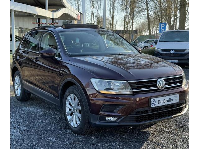 Volkswagen TIGUAN 1.5 TSI 150pk Comfortline (Pano,Trekhaak,Leer,Camera)