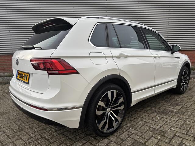 Volkswagen TIGUAN 1.5 TSI ACT Highline Business R Panoramadak | 360 Camera | Automaat | 20inch Velgen |