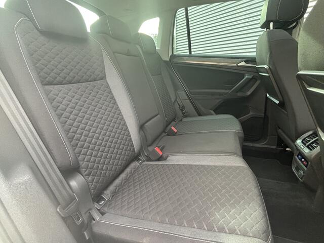 Volkswagen TIGUAN 1.5 TSI ACT Highline Business R Panoramadak | 360 Camera | Automaat | 20inch Velgen |