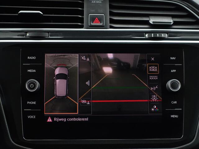 Volkswagen TIGUAN 1.5 TSI R-Line Advance Aut- Panoramadak, Stuur/Stoelverwarming, Memory, Park Assist, Park Pilot