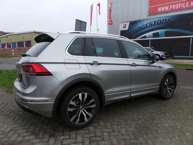 Volkswagen TIGUAN 1.4 TSI 4 Motion 3 X R-line Highline Pano,Gr Navi,Leder,Enz enz wij verkopen deze auto voor een klant