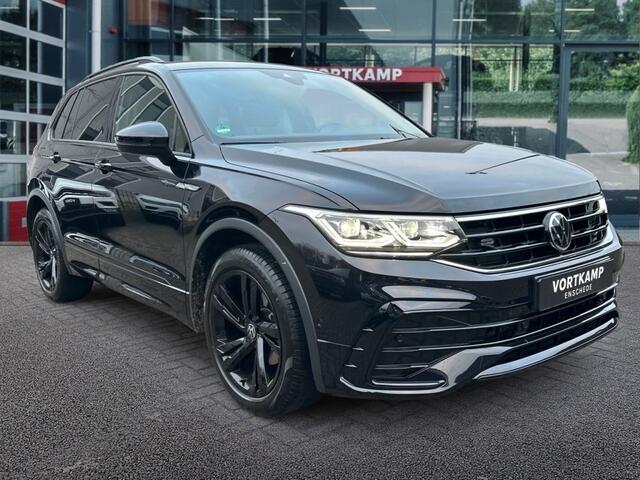 Volkswagen TIGUAN 1.5 TSI DSG R-LINE TREKHAAK/CAMERA/NAVI/CARPLAY/ACC/STOELVERW
