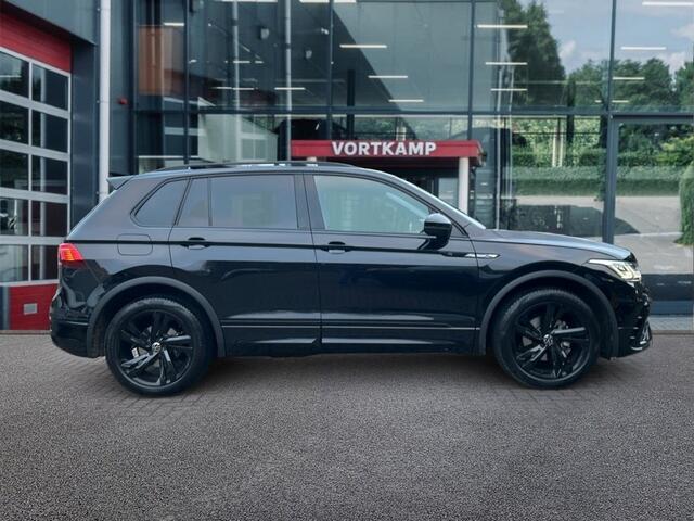 Volkswagen TIGUAN 1.5 TSI DSG R-LINE TREKHAAK/CAMERA/NAVI/CARPLAY/ACC/STOELVERW