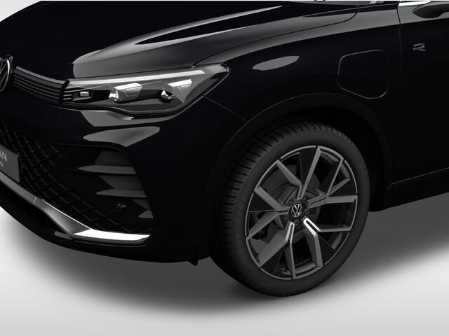 Volkswagen TIGUAN R-Line-Edition 1.5 eHybrid 272 pk 6 versn. DSG · Assistance pakket plus · Black style pakket · Comfort pakket plus · Design pakket · Multimedia pakket plus ·