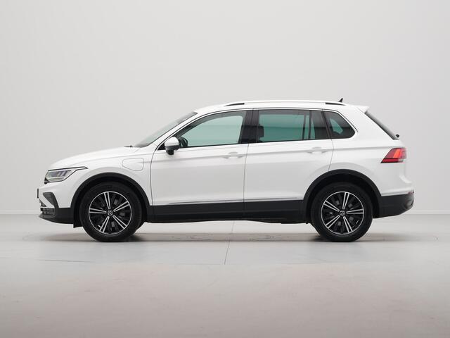 Volkswagen TIGUAN 1.4 TSI 245pk eHybrid Navigatie Pdc Side Assist Acc 259