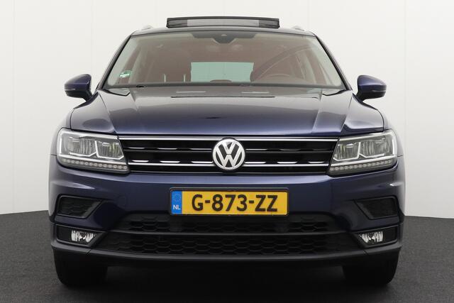 Volkswagen TIGUAN 2.0 TDI 150 PK Aut. Business+ Pano-dak Camera Trekhaak Massage