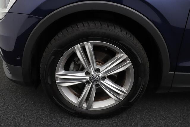 Volkswagen TIGUAN 2.0 TDI 150 PK Aut. Business+ Pano-dak Camera Trekhaak Massage