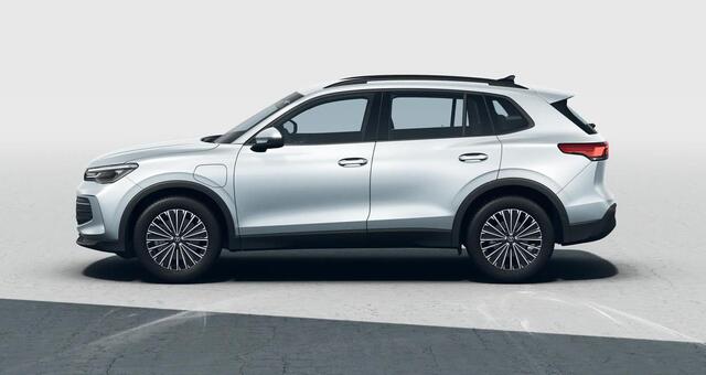 Volkswagen TIGUAN 1.5 eHybrid Life PHEV 204PK | Leverbaar vanaf half maart | Assistentie pakket | Massage stoelen | 18"Lm velgen |