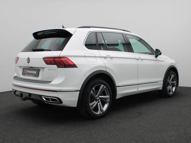 Volkswagen TIGUAN 1.4 TSI eHybrid R-Line Business+ 245PK DSG Adaptieve Cruise Controle, Alarm, Keyless, Matrix-LED Verlichting, Elektr. Achterklep, 360gr. Camera, Trekhaak, 19" LM Velgen