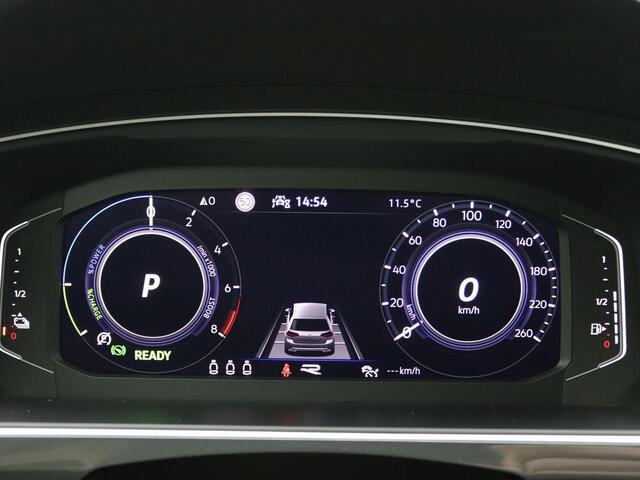Volkswagen TIGUAN 1.4 TSI eHybrid R-Line Business+ 245PK DSG Adaptieve Cruise Controle, Alarm, Keyless, Matrix-LED Verlichting, Elektr. Achterklep, 360gr. Camera, Trekhaak, 19" LM Velgen