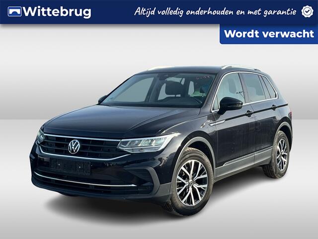 Volkswagen TIGUAN 1.5 TSI Life / Adaptive Cruise Control / Lane Assist / Led koplampen / DAB+ / Navigatie + App-Connect
