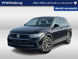 volkswagen-tiguan-1.5-tsi-life---ad
